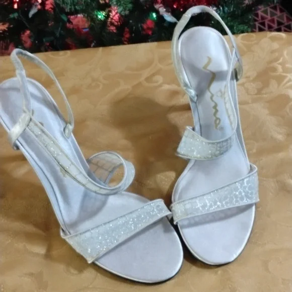 Nina Shoes Silver Strappy Heels - Picture 2 of 3